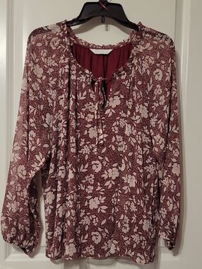 Lauren Conrad Women's Large, Burgandy W/cream Flowers, L/S Blouse. Like New.